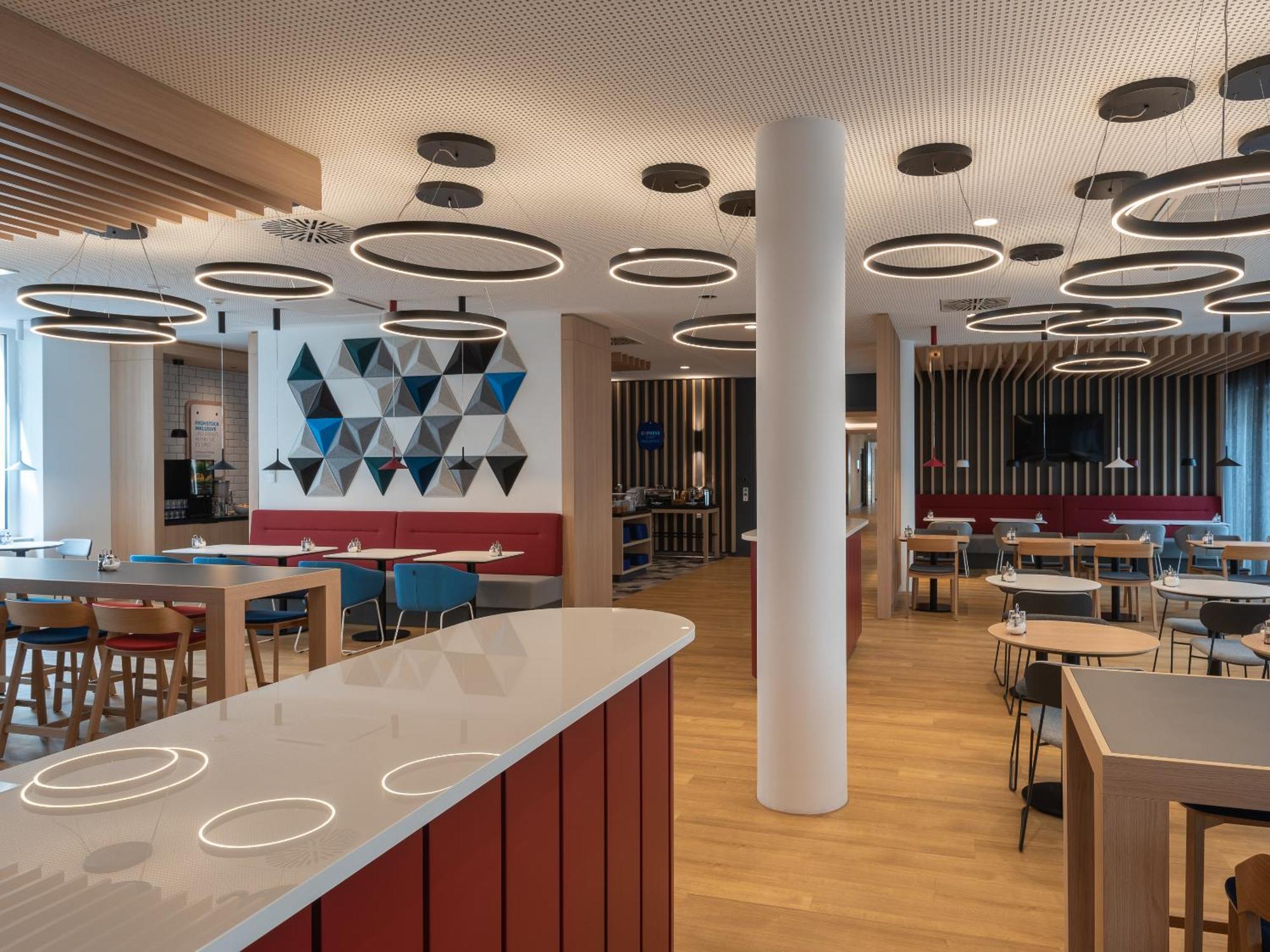 Holiday Inn Express Heilbronn By Ihg Dış mekan fotoğraf